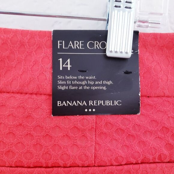 BananaĀ RepublicāFlare Cropped Coral Color Pants Sizeā14 - Picture 8 of 9